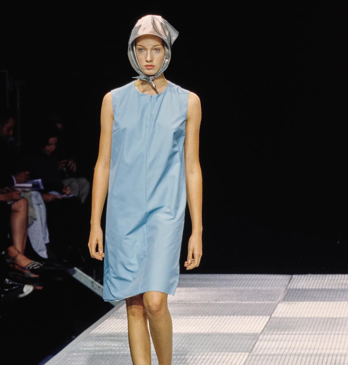 2000년 준야 와타나베, 잊혀진 따뜻한 신비의 세계 — Look 5