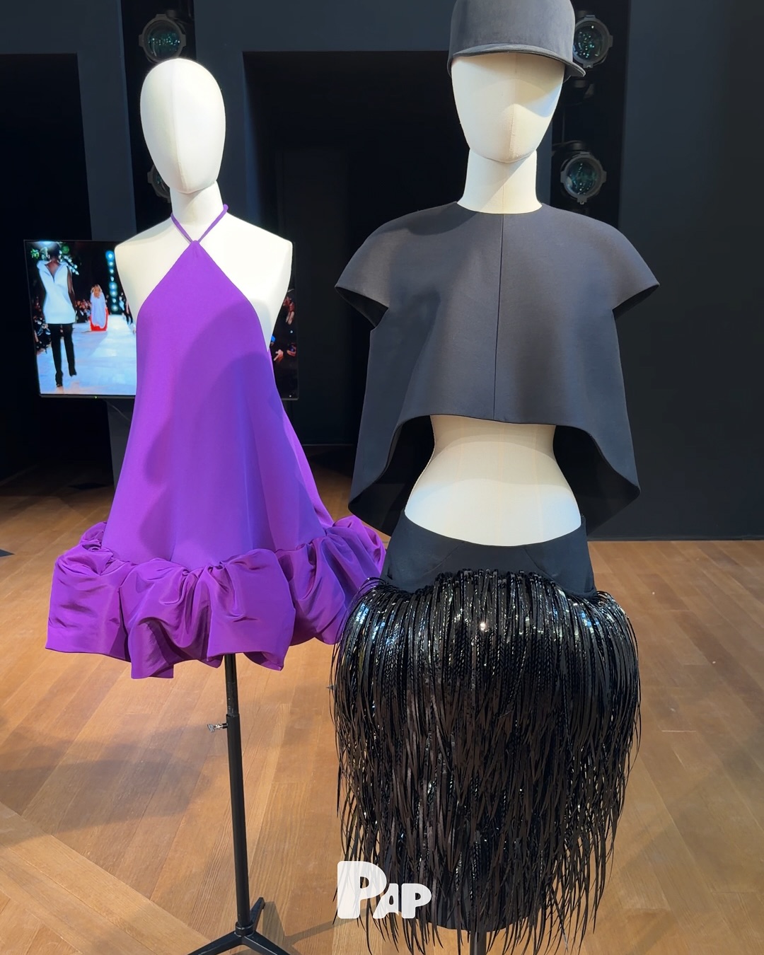 피에르파올로 피치올리의 발렌시아가 SS26, 창립자의 DNA를 재해석하다 — Look 7