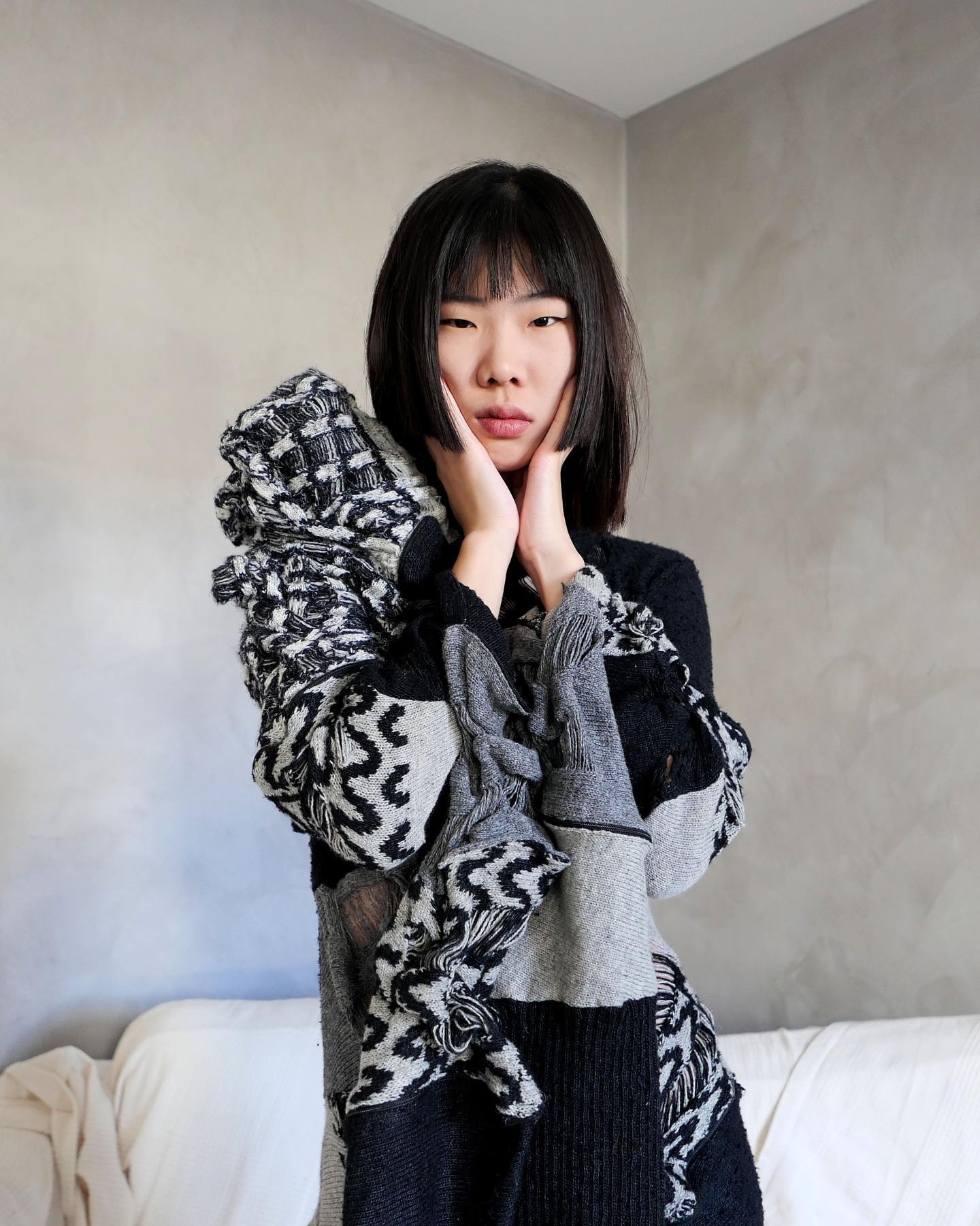 밍즈 순, '소멸'을 뒤집어 불안을 입히다 — Look 4