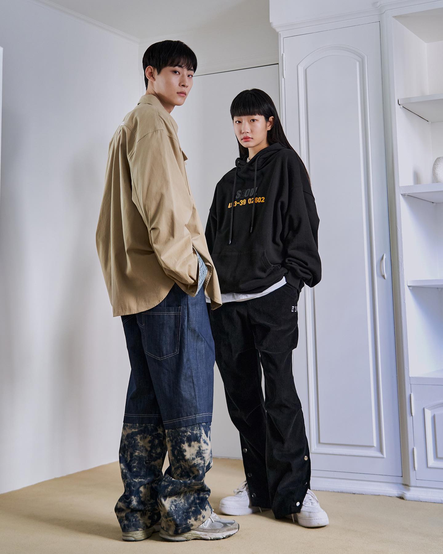 END, 자유와 감성을 담은 미니멀 스트릿 브랜드 — Look 7