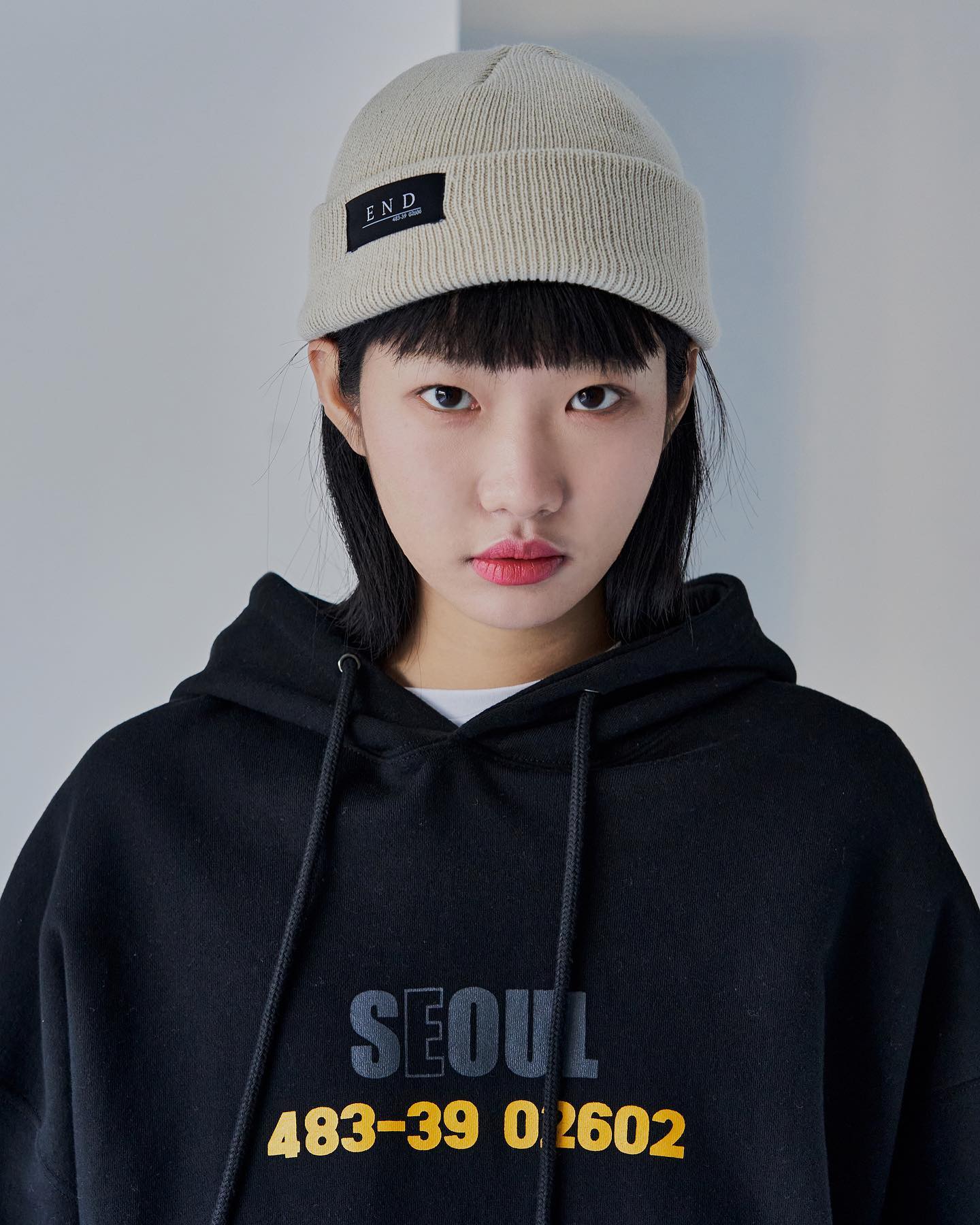 END, 자유와 감성을 담은 미니멀 스트릿 브랜드 — Look 8