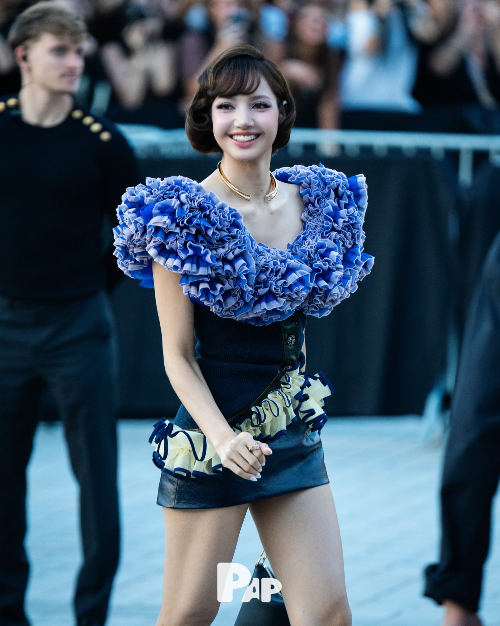 리사의 블루와 라벤더 러플 — lisa, Look 2