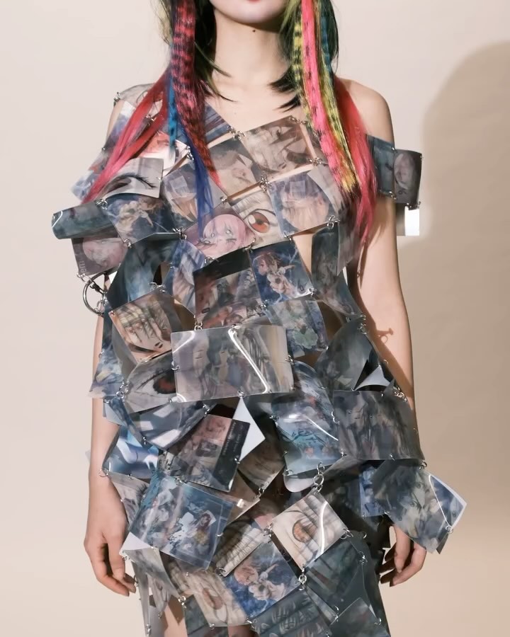 애니메이션에서 튀어나온 듯한 지속 가능한 패션 — Look 2