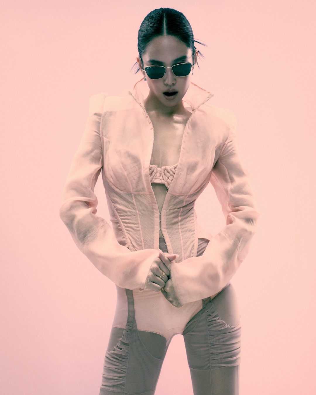 제니, 레이밴 글로벌 앰배서더로 선정 — Look 8