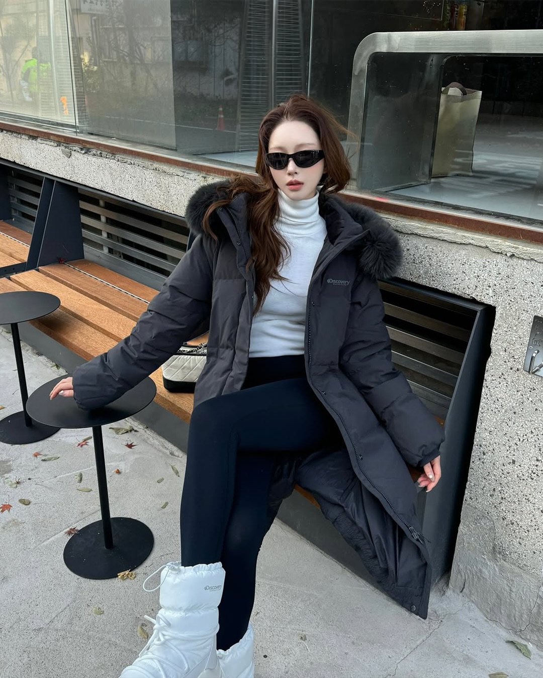 디스커버리 익스페디션, 겨울 스타일과 기능을 동시에 완성하는 프리미엄 패딩 라인 — Look 6