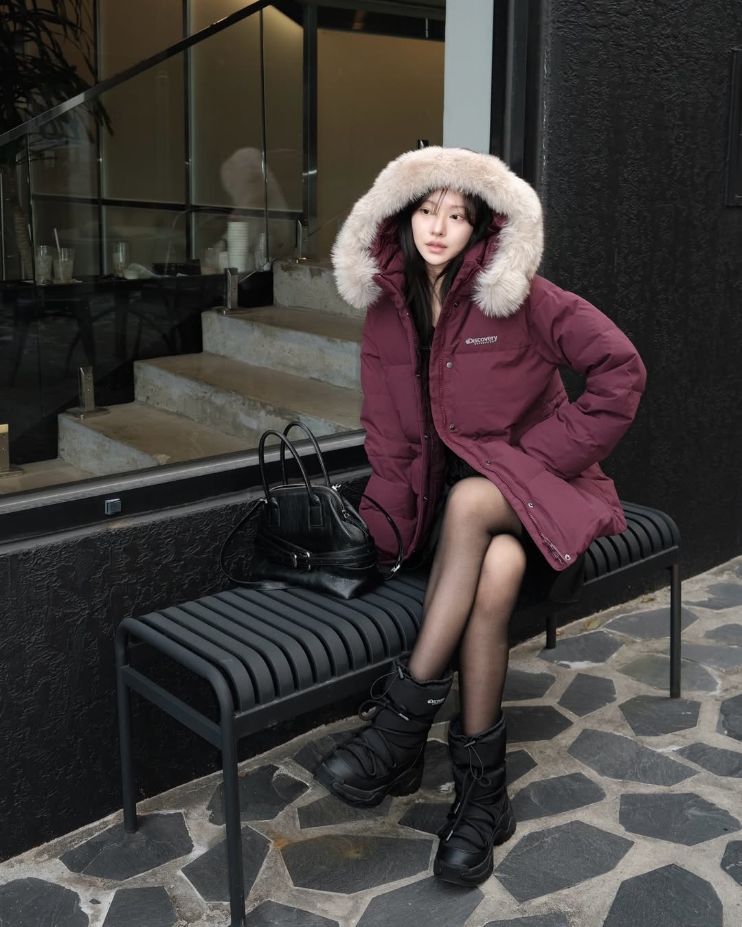 디스커버리 익스페디션, 겨울 스타일과 기능을 동시에 완성하는 프리미엄 패딩 라인 — Look 8