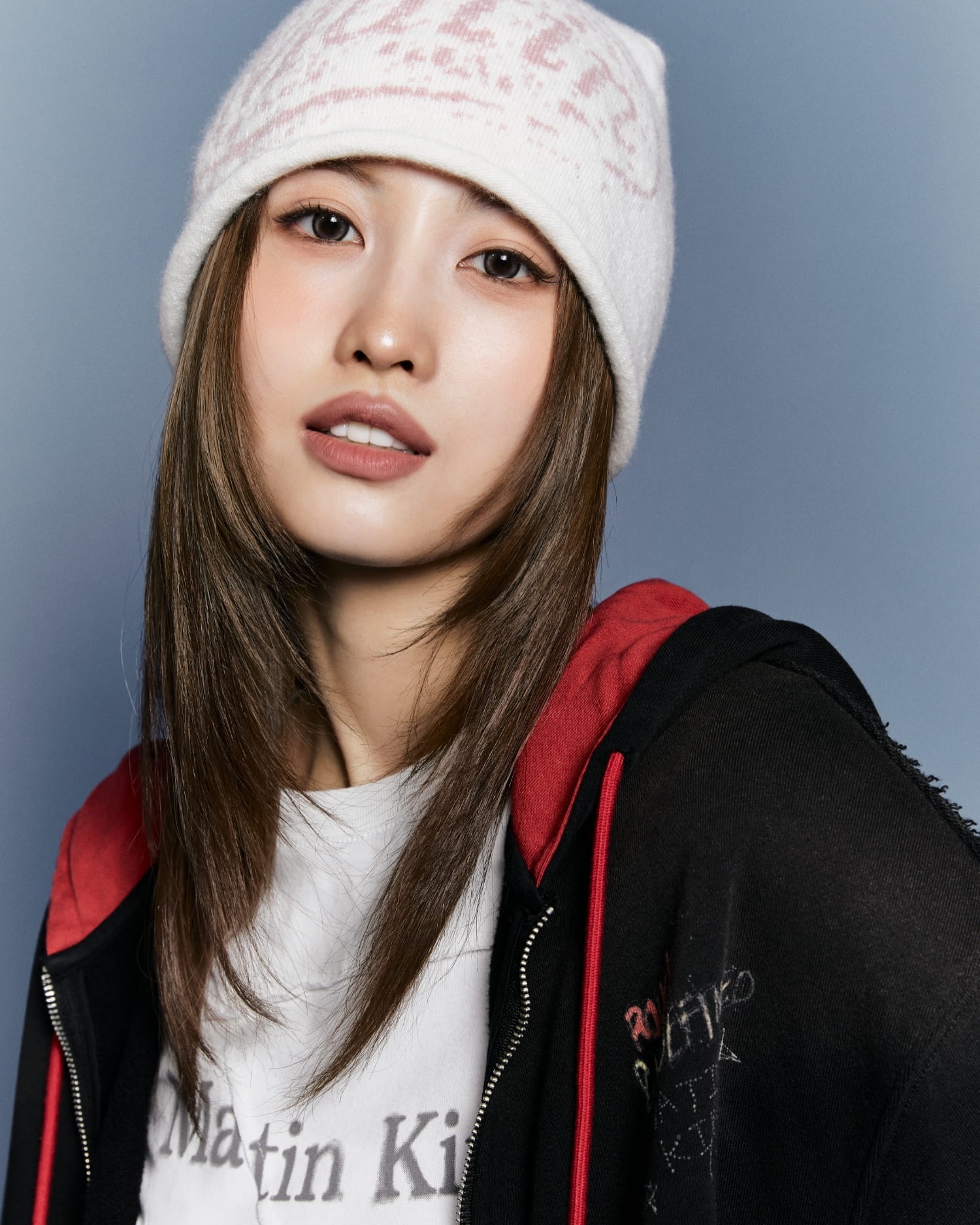 마뗑킴이 입은 모모, 하나의 컬러로는 부족하다 — Look 6