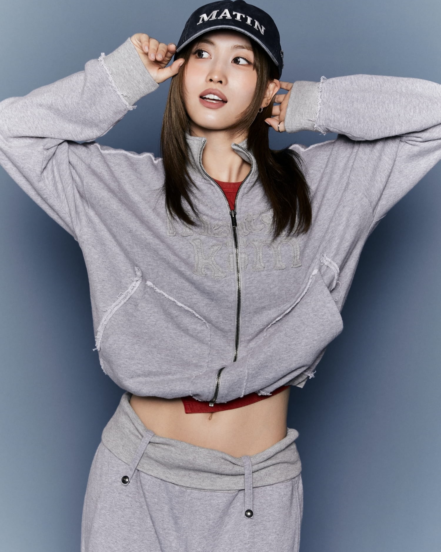 마뗑킴이 입은 모모, 하나의 컬러로는 부족하다 — Look 8