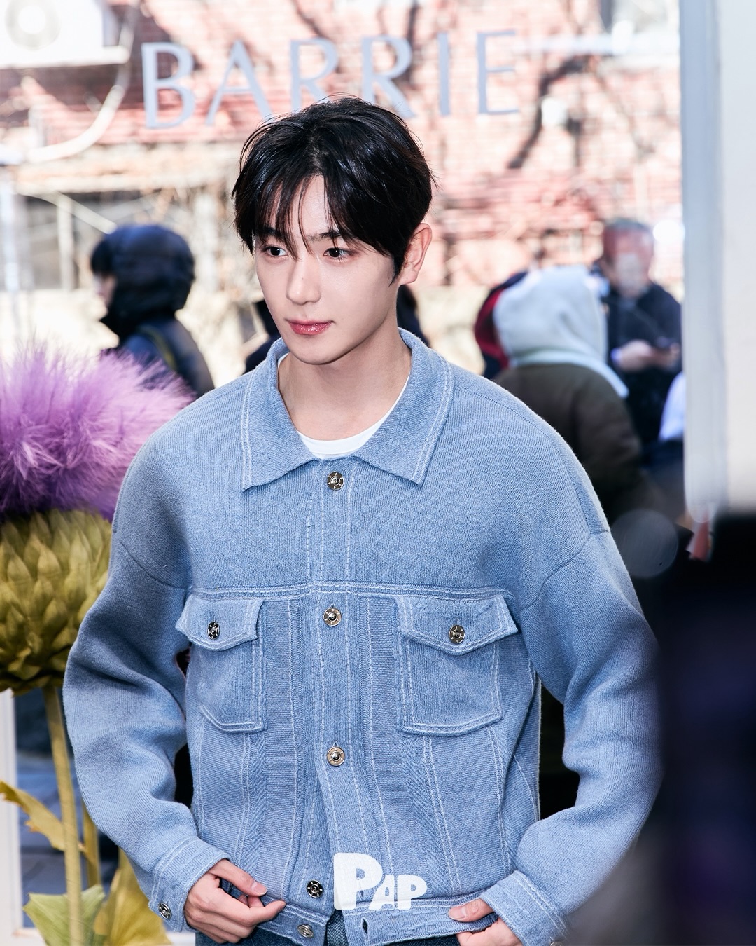 장원영이 입은 배리의 캐시미어 언어, 성수에서 다시 쓰다 — Look 3
