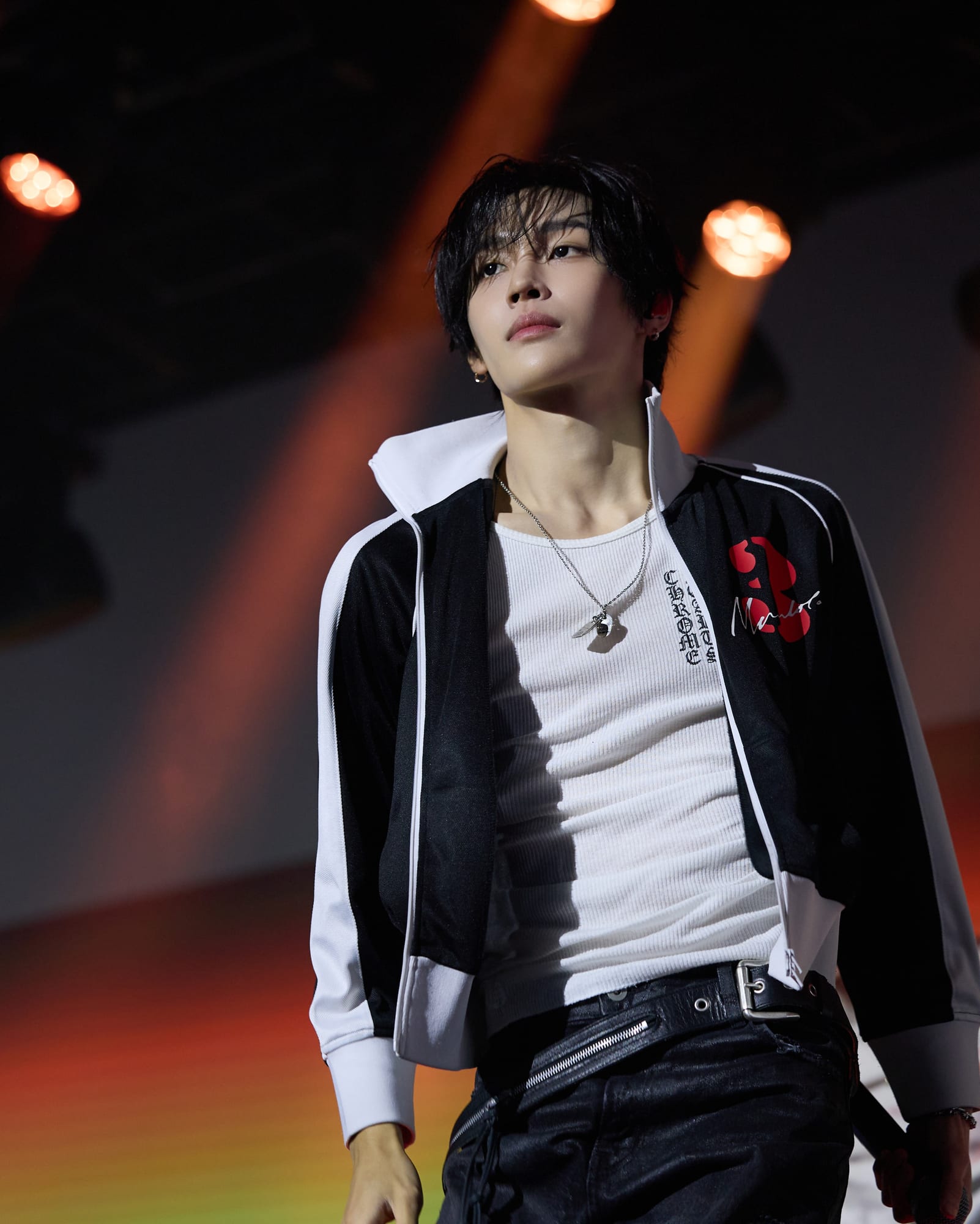 스포티파이 하우스 성수, 땀에 젖은 라이즈의 밤 — riize, Look 8