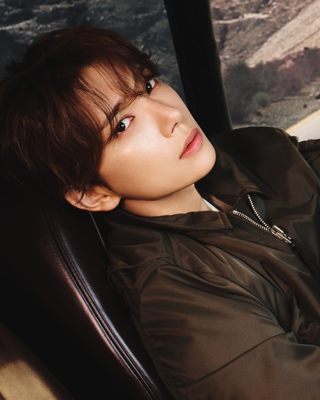 조슈아가 건네는 향, 오드 우드와 오드 보이저 — joshua, Look 2