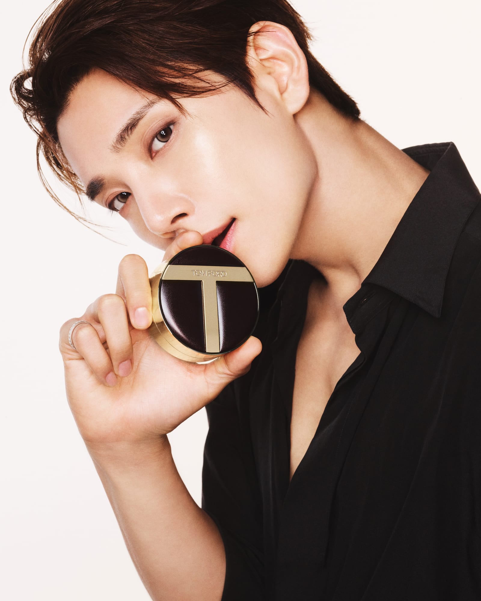 조슈아가 건네는 향, 오드 우드와 오드 보이저 — joshua, Look 4