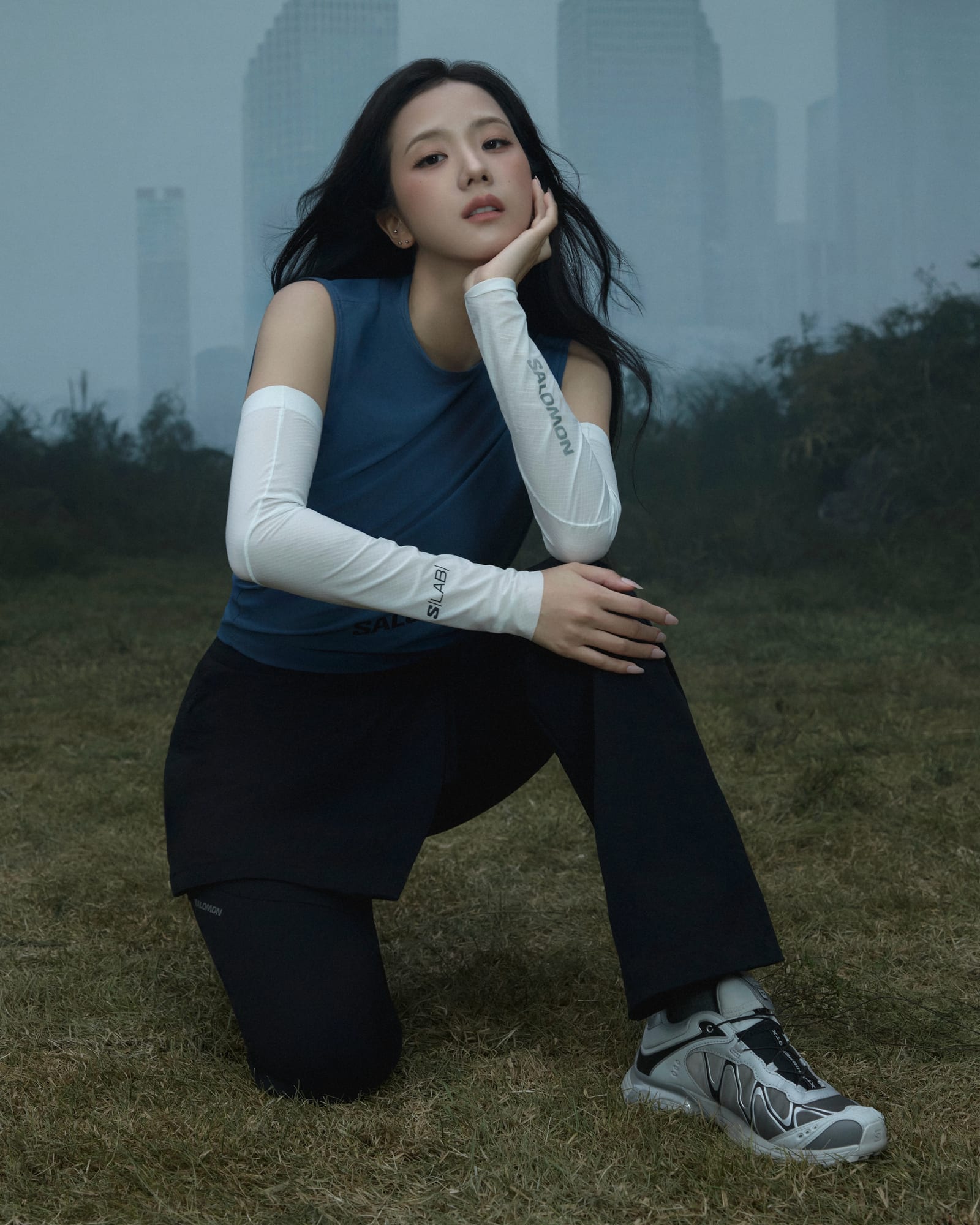 지수와 살로몬, 서울의 겨울 속으로 — jisoo, Look 6