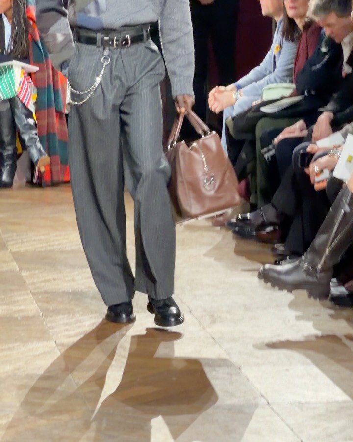 베로니크 니샤니앙, 37년 여정 마무리한 에르메스 26FW — Look 10