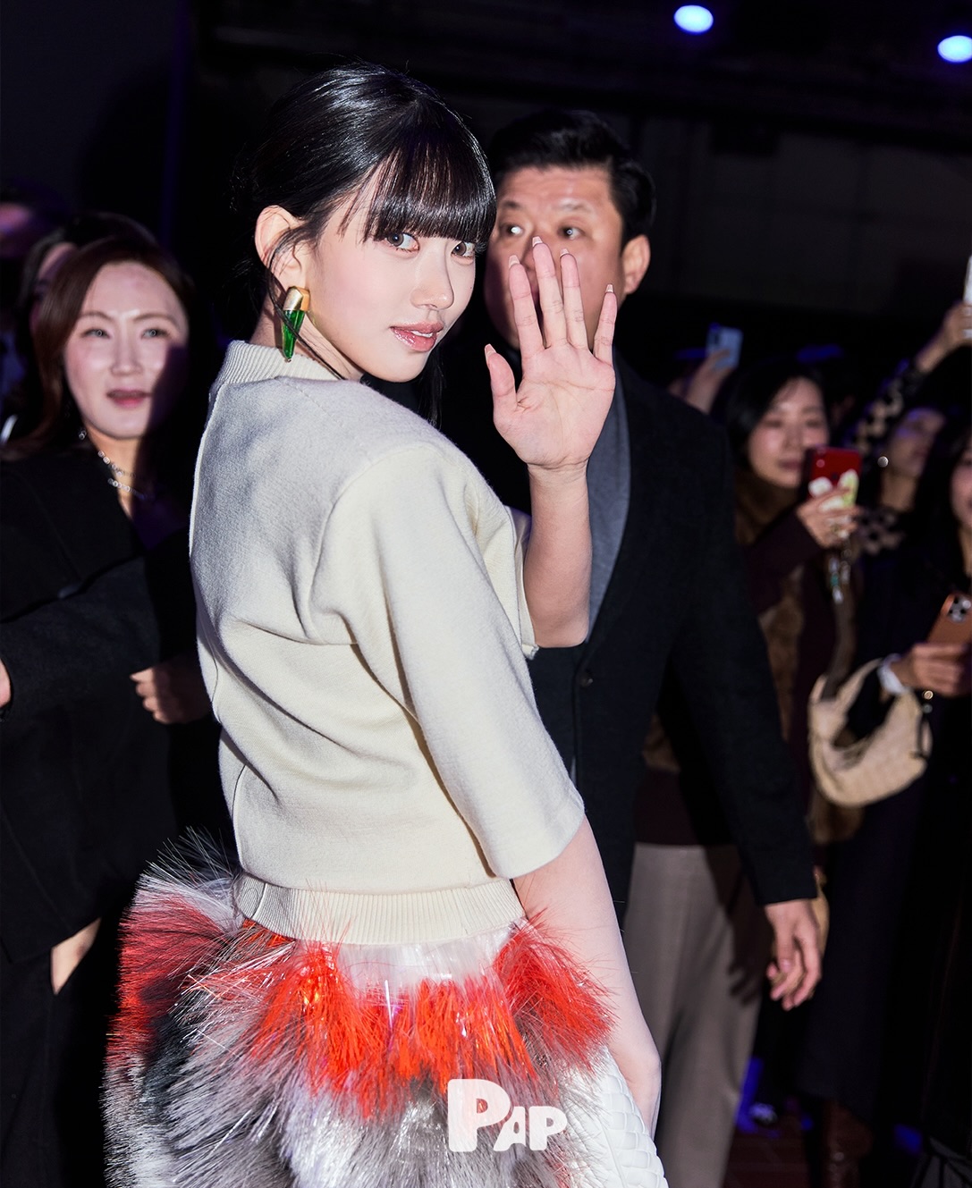 보테가 베네타 2026 여름, 루이즈 트로터의 첫 장을 열다 — Look 3
