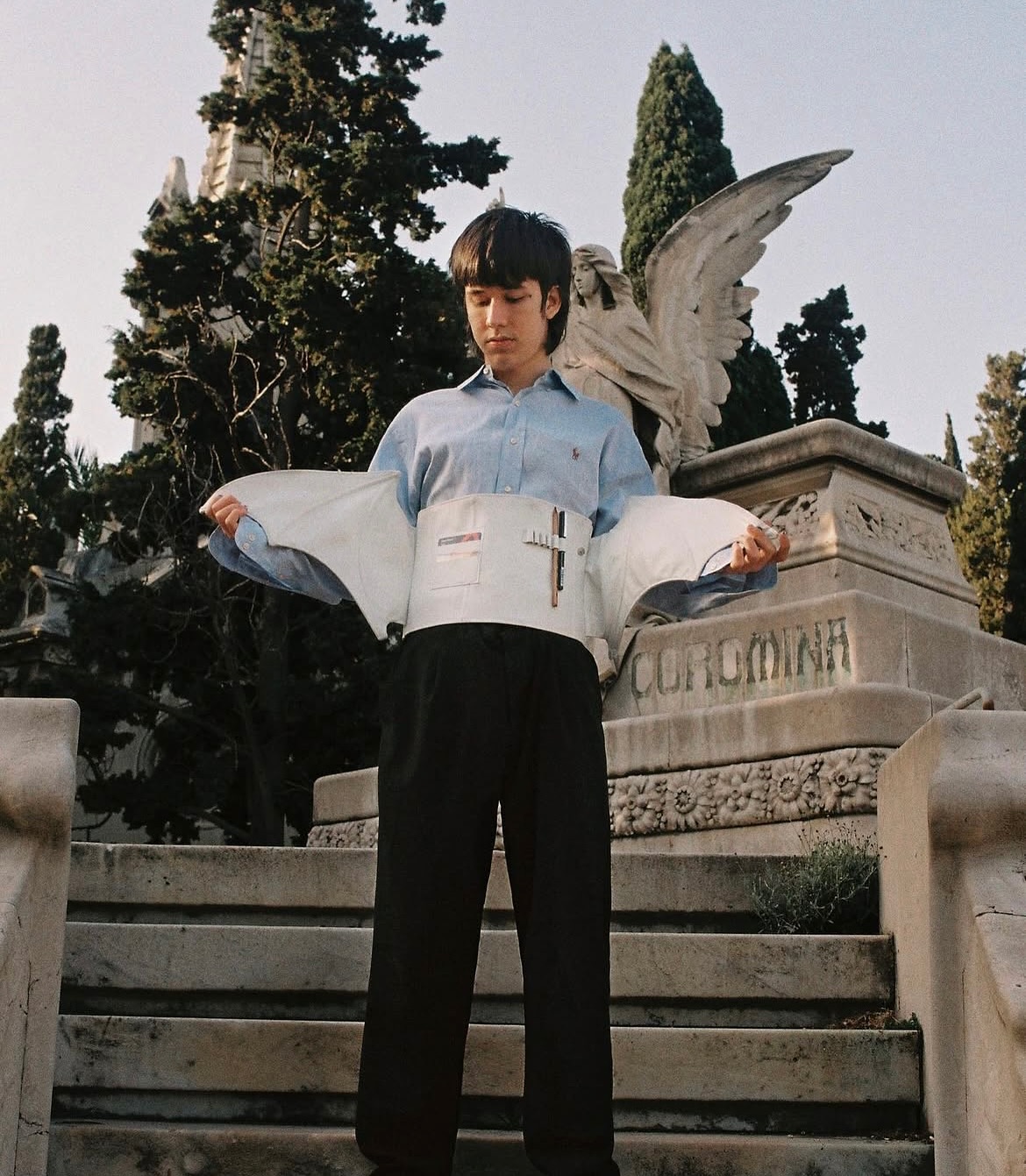 PedroCao, 코르셋을 자유의 상징으로 재해석한 'PRAYERS FAMILY' 컬렉션 공개 — Look 4