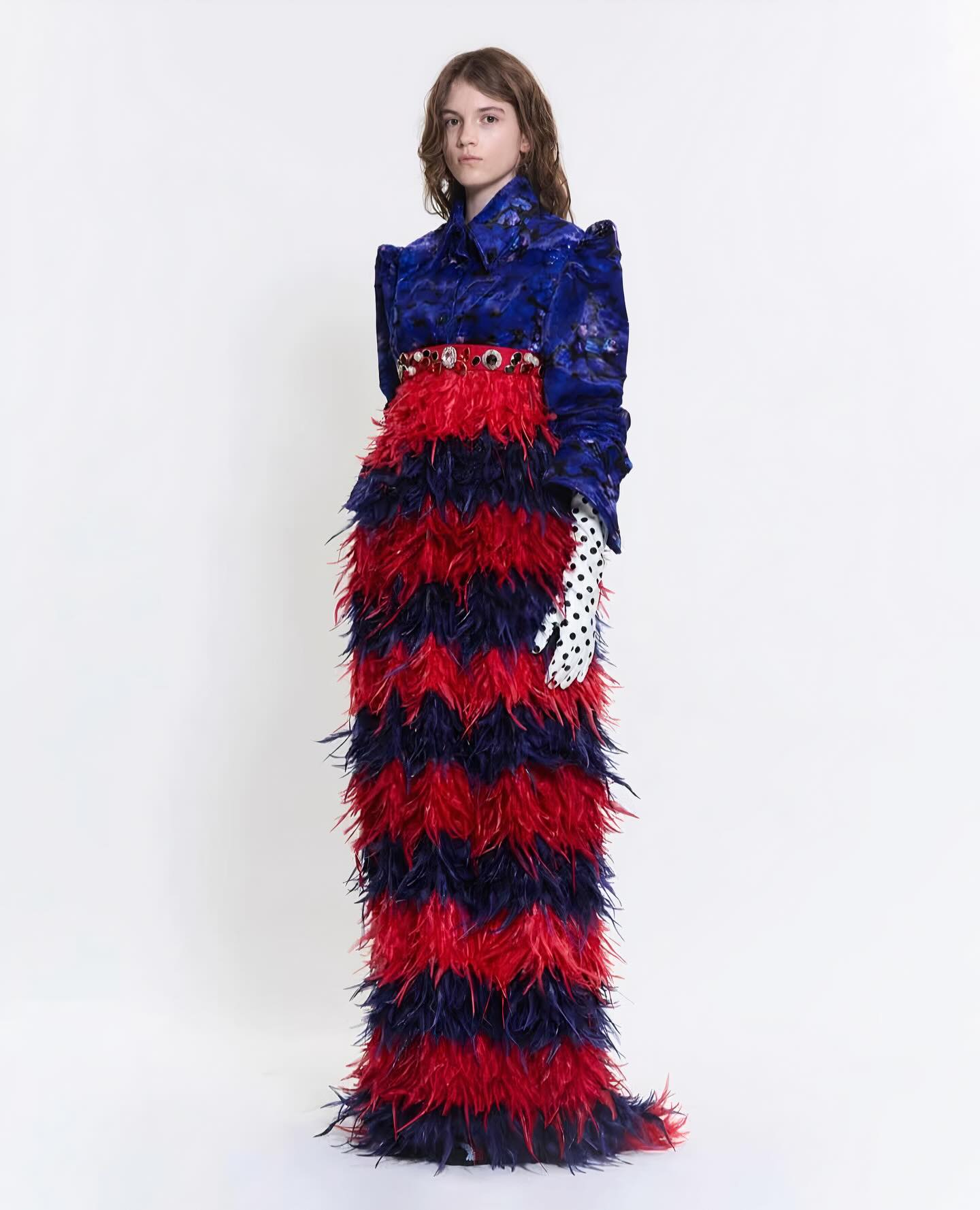 안나엘 레우딩크, 앤트워프가 키운 초현실주의 신예 — Look 5