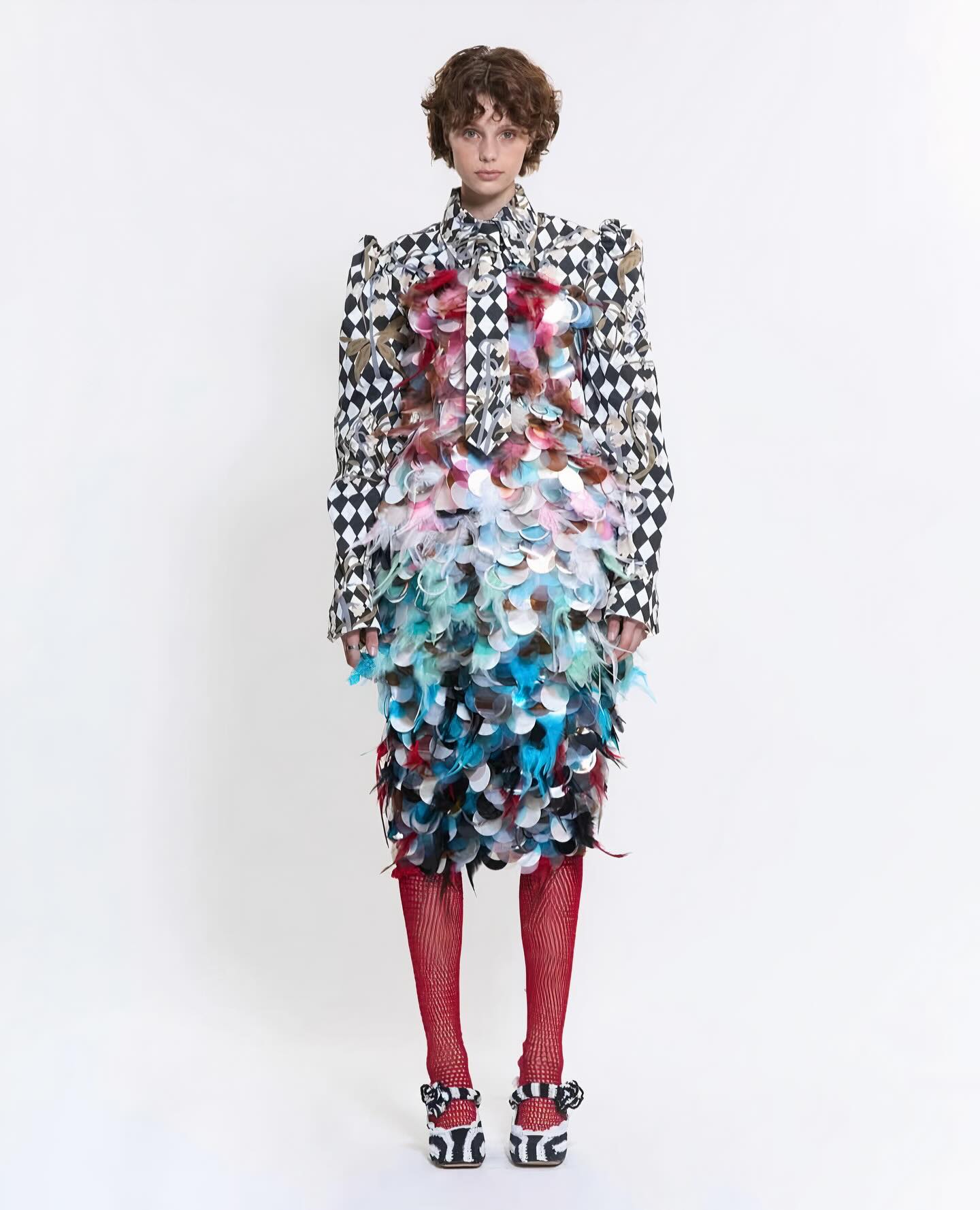 안나엘 레우딩크, 앤트워프가 키운 초현실주의 신예 — Look 10