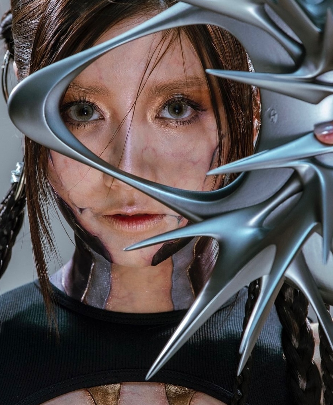 홍콩 디자인 듀오 스빌다, 3D 프린팅으로 미래형 액세서리 세계를 열다 — Look 5