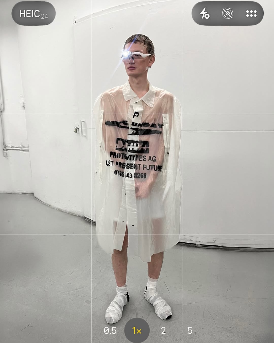 지안루카, 스타일링을 실험적 언어로 확장하는 크리에이티브 — Look 8