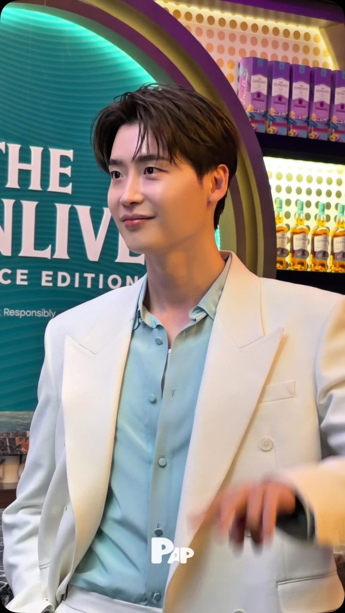 Lee Jong-suk y The Glenlivet: noche provenzal en whisky — Cover