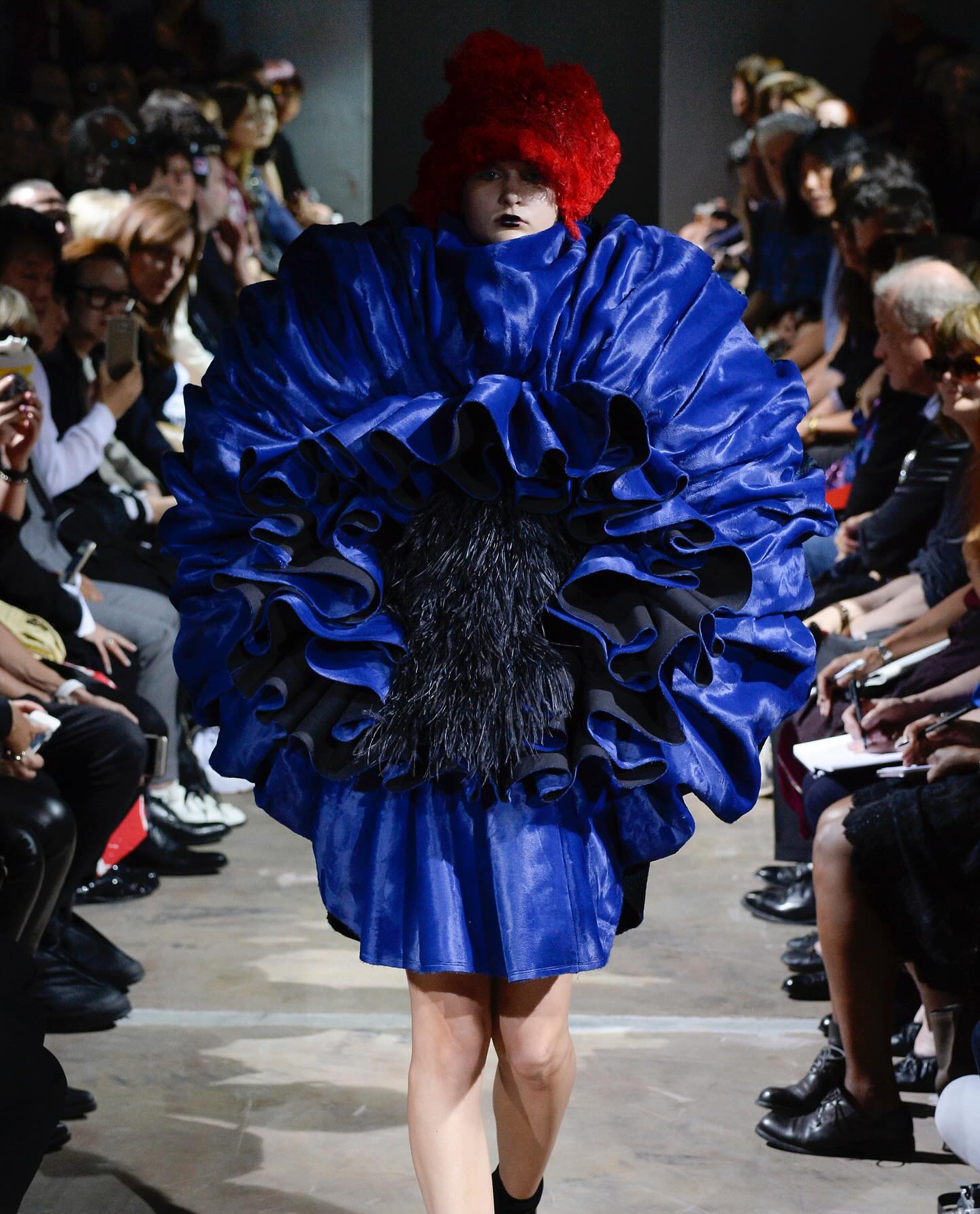 레이 카와쿠보, 2016년 이미 현재를 예견했다 — Look 2