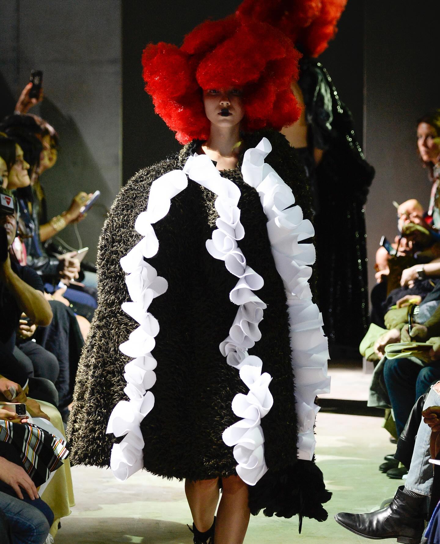 레이 카와쿠보, 2016년 이미 현재를 예견했다 — Look 5