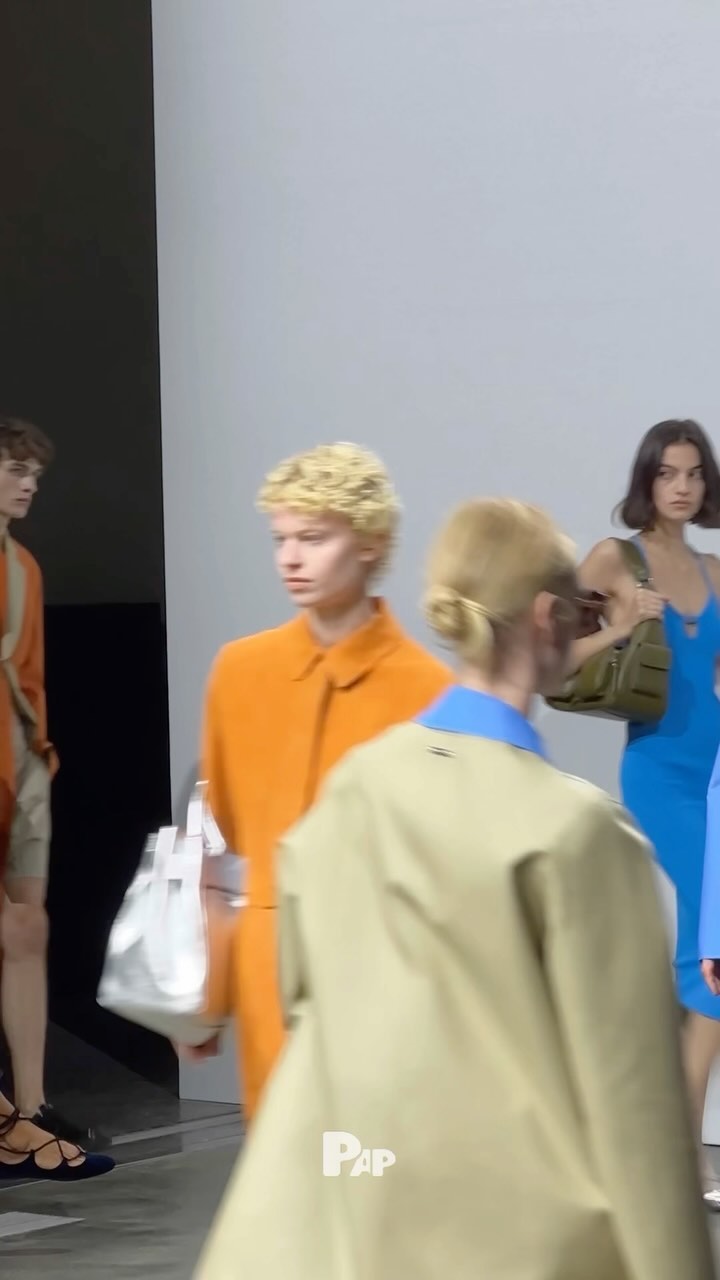 아이스버그 2025 S/S, 네온 컬러 블로킹으로 돌아온 대담한 활력 — Cover
