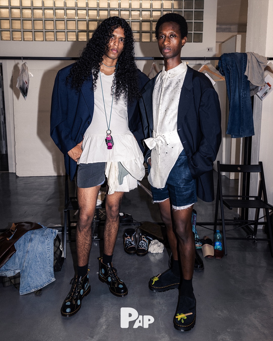 시몬 크래커 27SS 백스테이지, 동화가 현실이 되는 순간 — Look 10