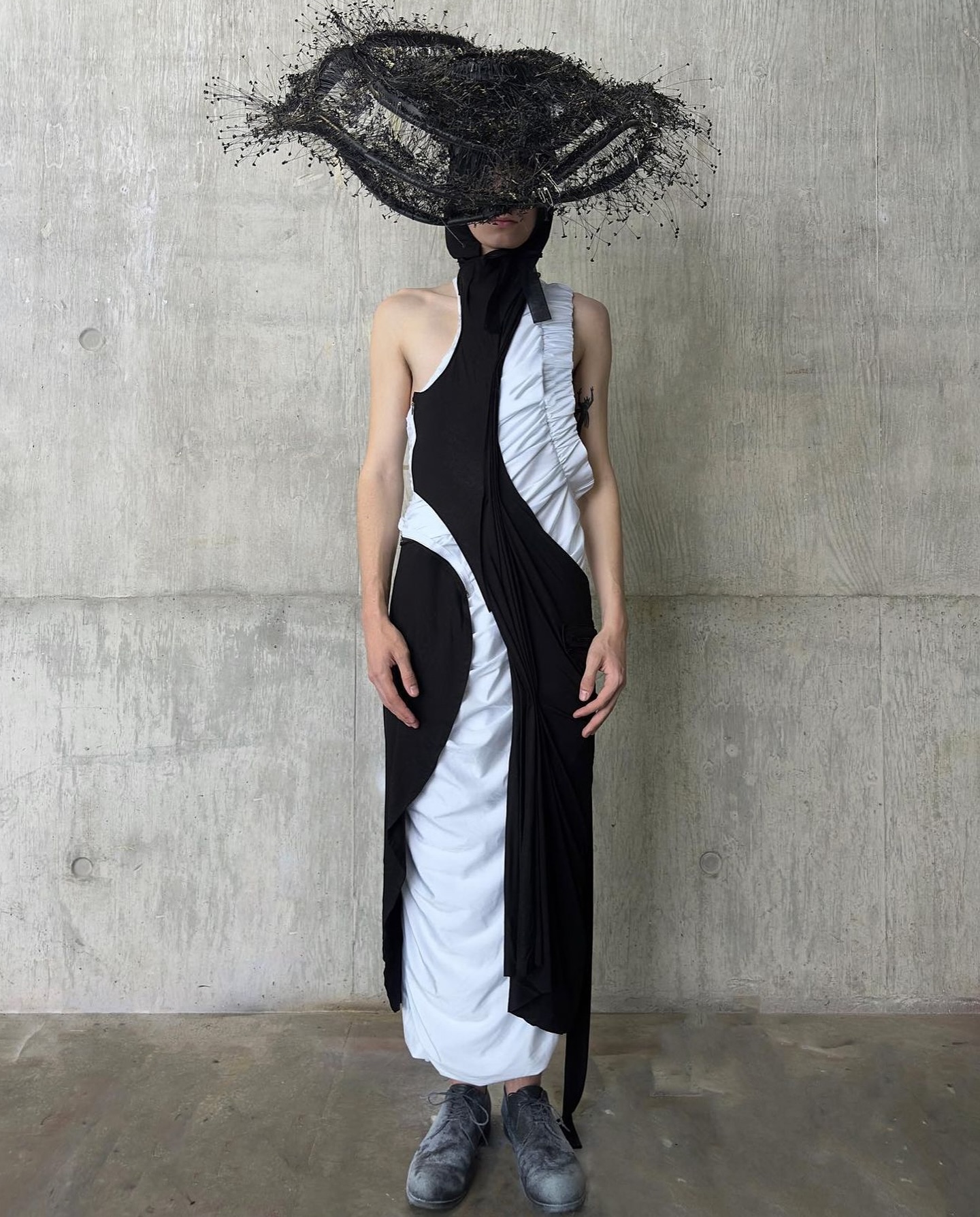CSM 학생이 포착한 사회의 먹이사슬, Eat or be Eaten — Look 2