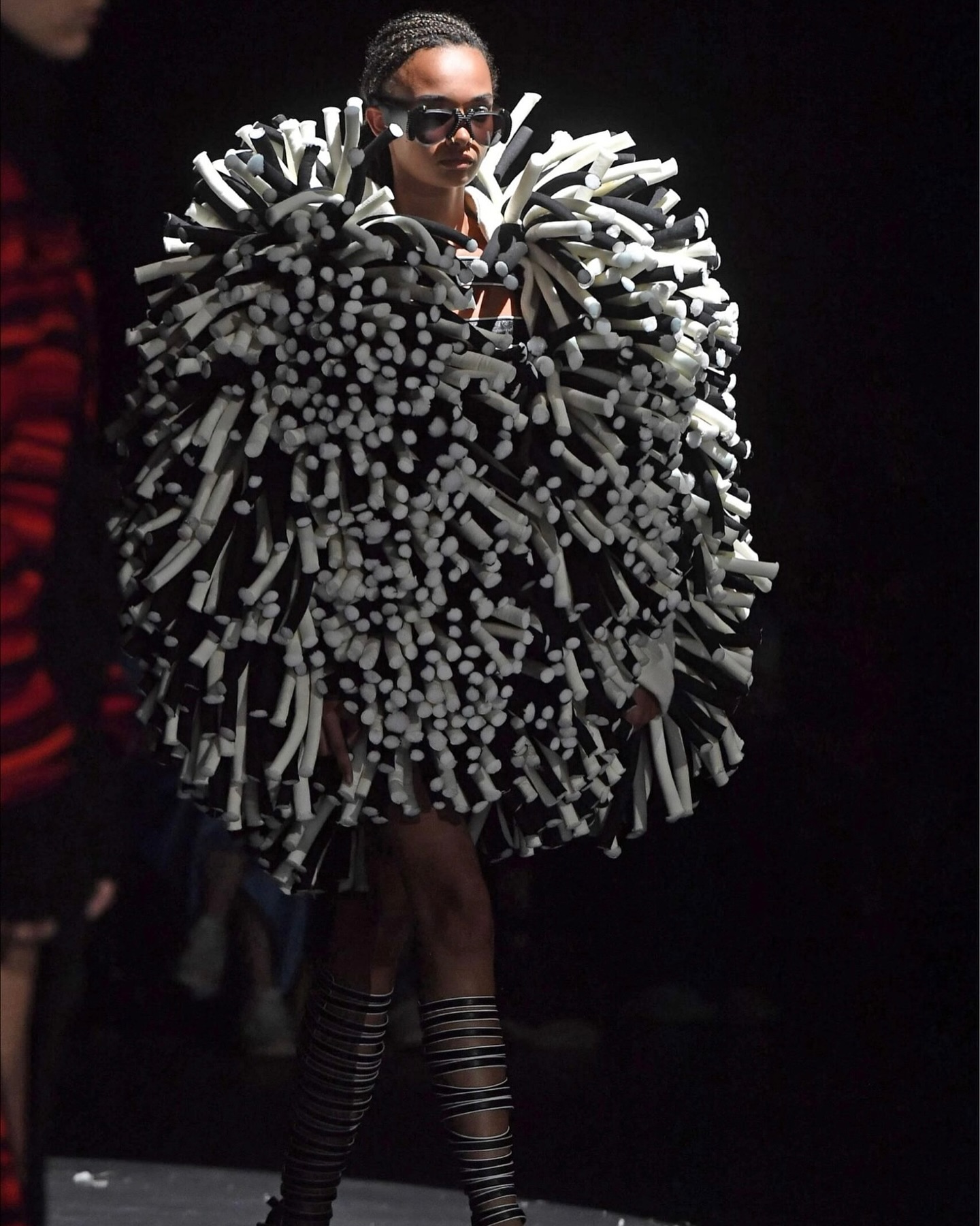 앤트워프 패션 MA 졸업생 포미 디에릭의 'WILD HORSES RUN FREE' 컬렉션 — Look 5