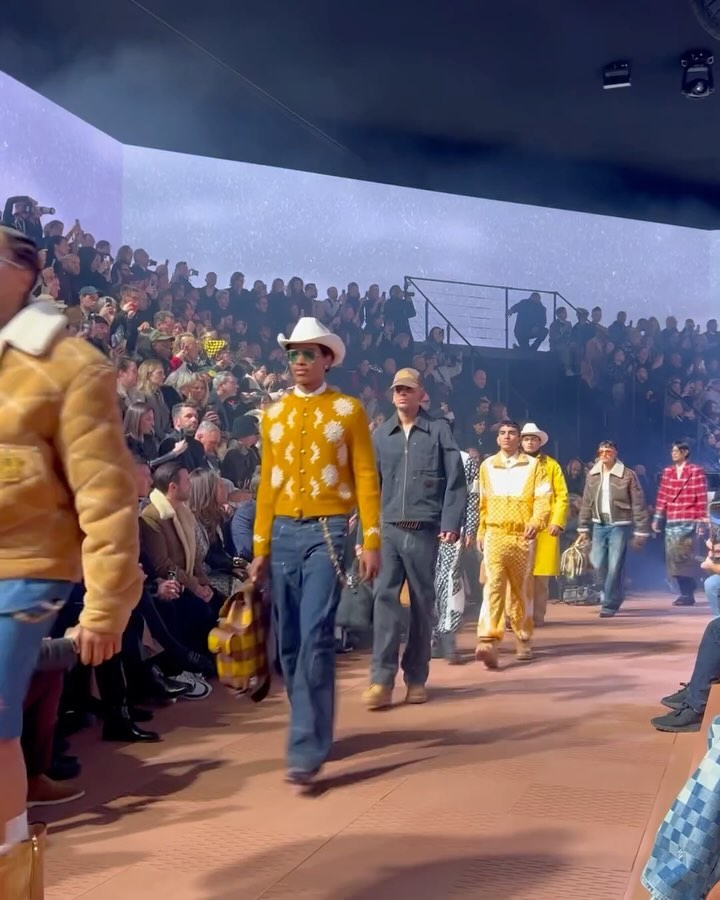 루이 비통 24FW, 카우보이가 이끄는 웨스턴 워크웨어 — Look 6