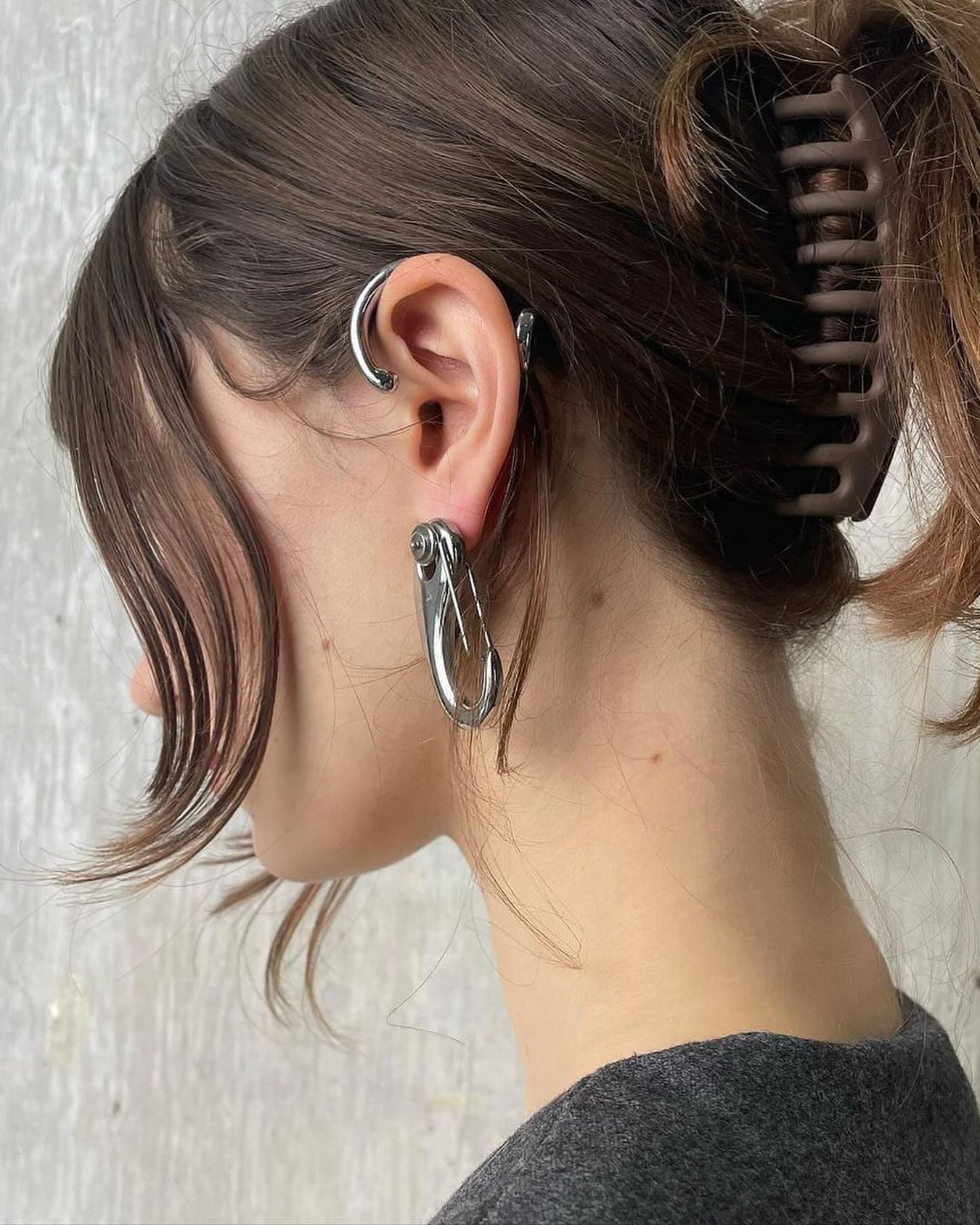 목재와 프린지로 빚은 미래, 리투아니아 신예 디자이너의 실험 — Look 6