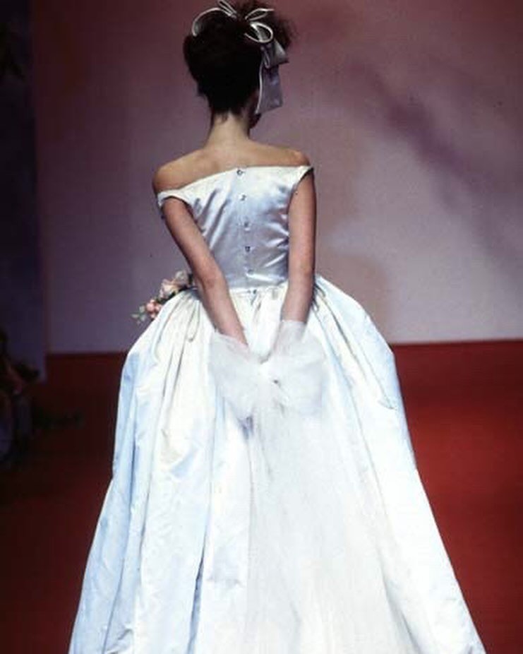 비비안 웨스트우드 1997 SS '바가텔을 외치다' — Look 3