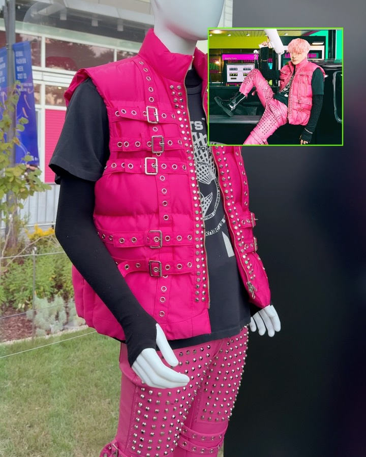 NCT, 10년 무대 의상이 런웨이 위에 섰다 — nct, Look 4