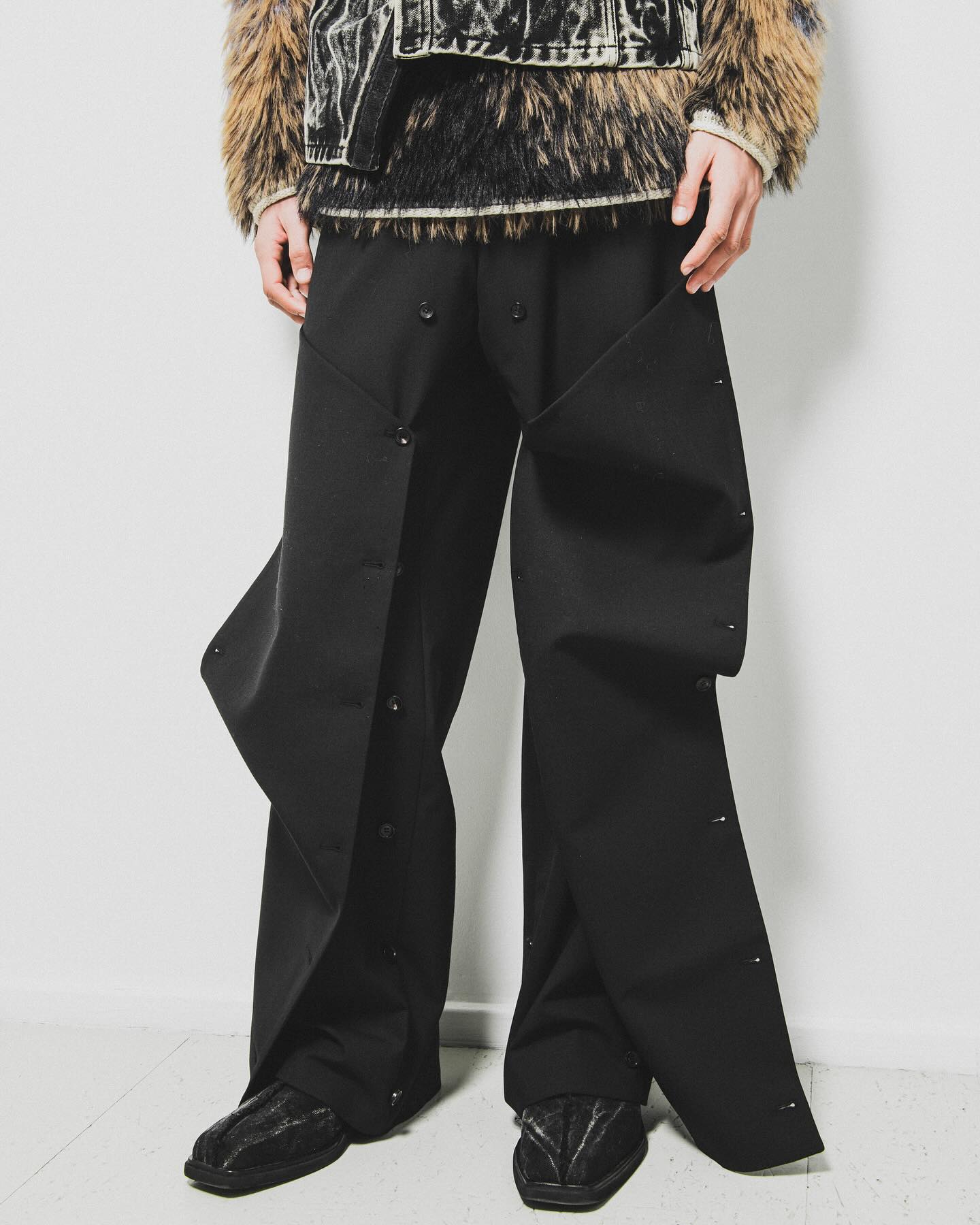 글렌 마르텐스의 Y/Project FW24, 해체주의 미학의 백스테이지 — Look 6