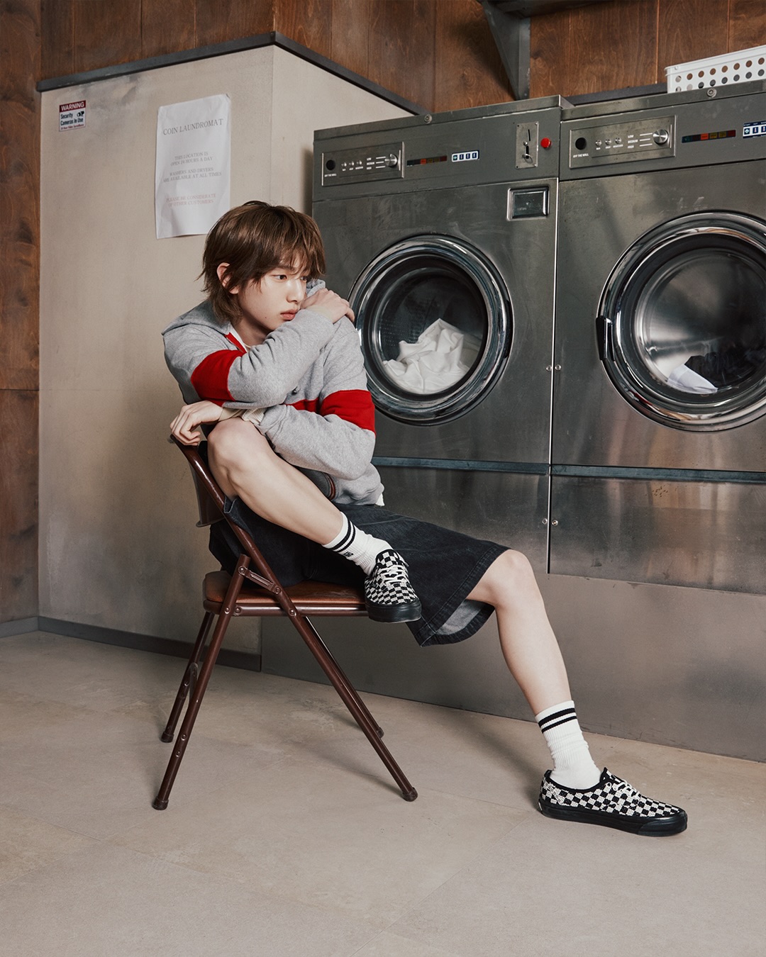 반스, 코르티스와 함께한 어센틱 'Off The Wall' 캠페인 공개 — Look 7