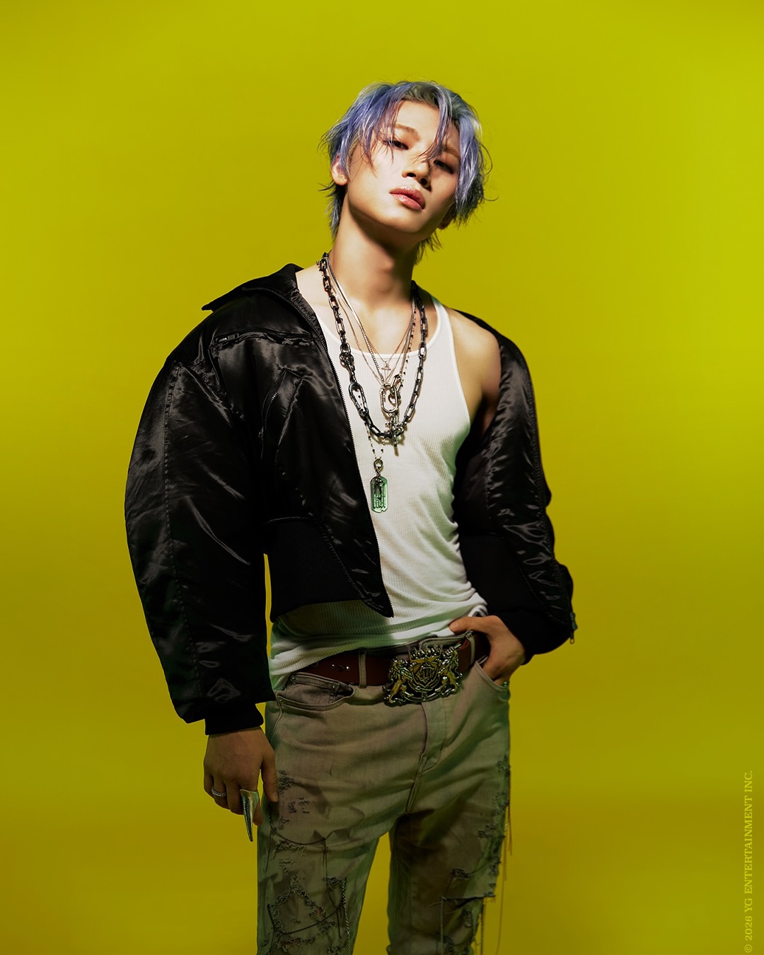 빅뱅 컴백을 이틀 앞두고 풀린 신호등 비주얼의 의미 — Look 8