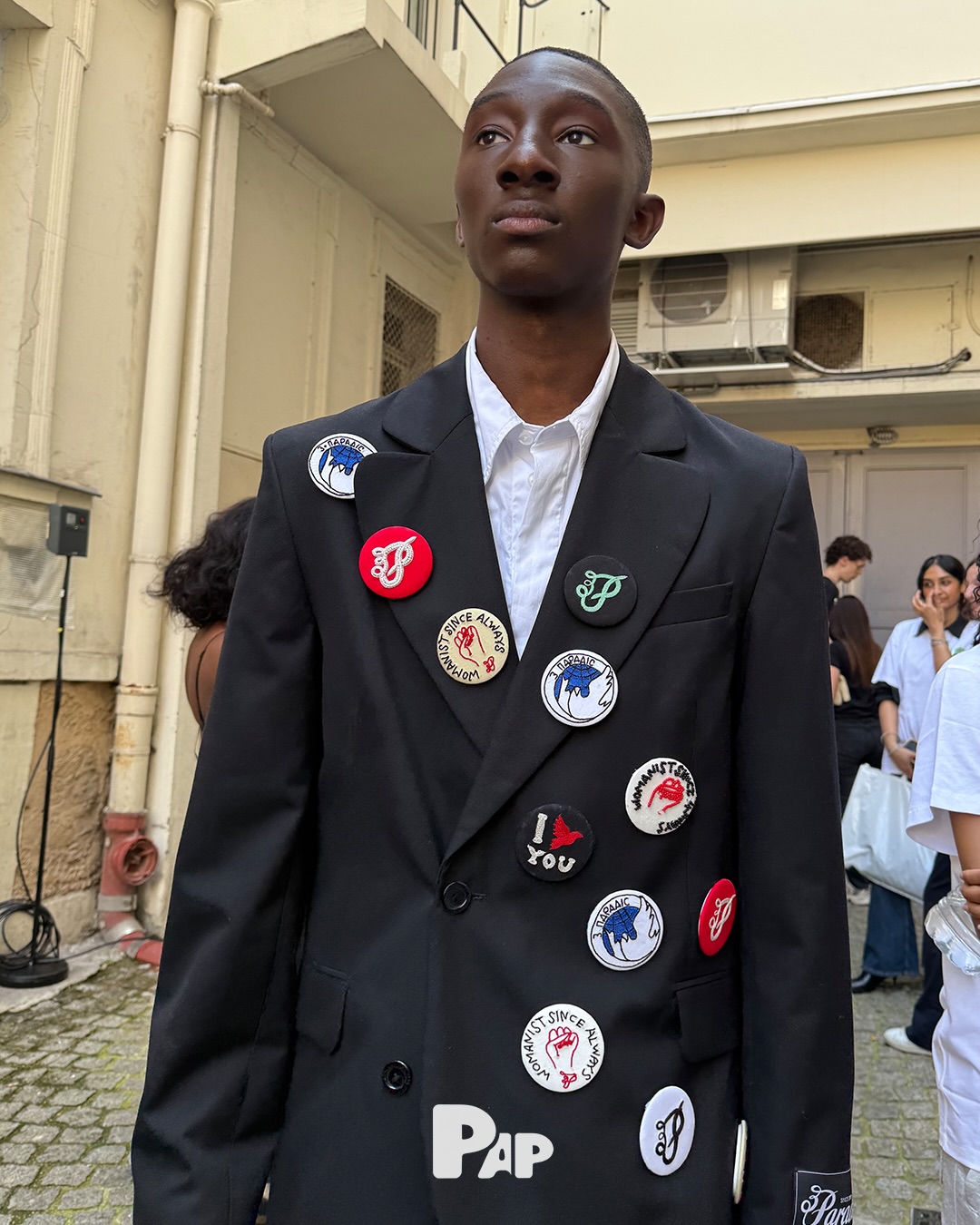 3.파라다이스, 평화와 공존을 담은 2027 S/S 컬렉션 — Look 3