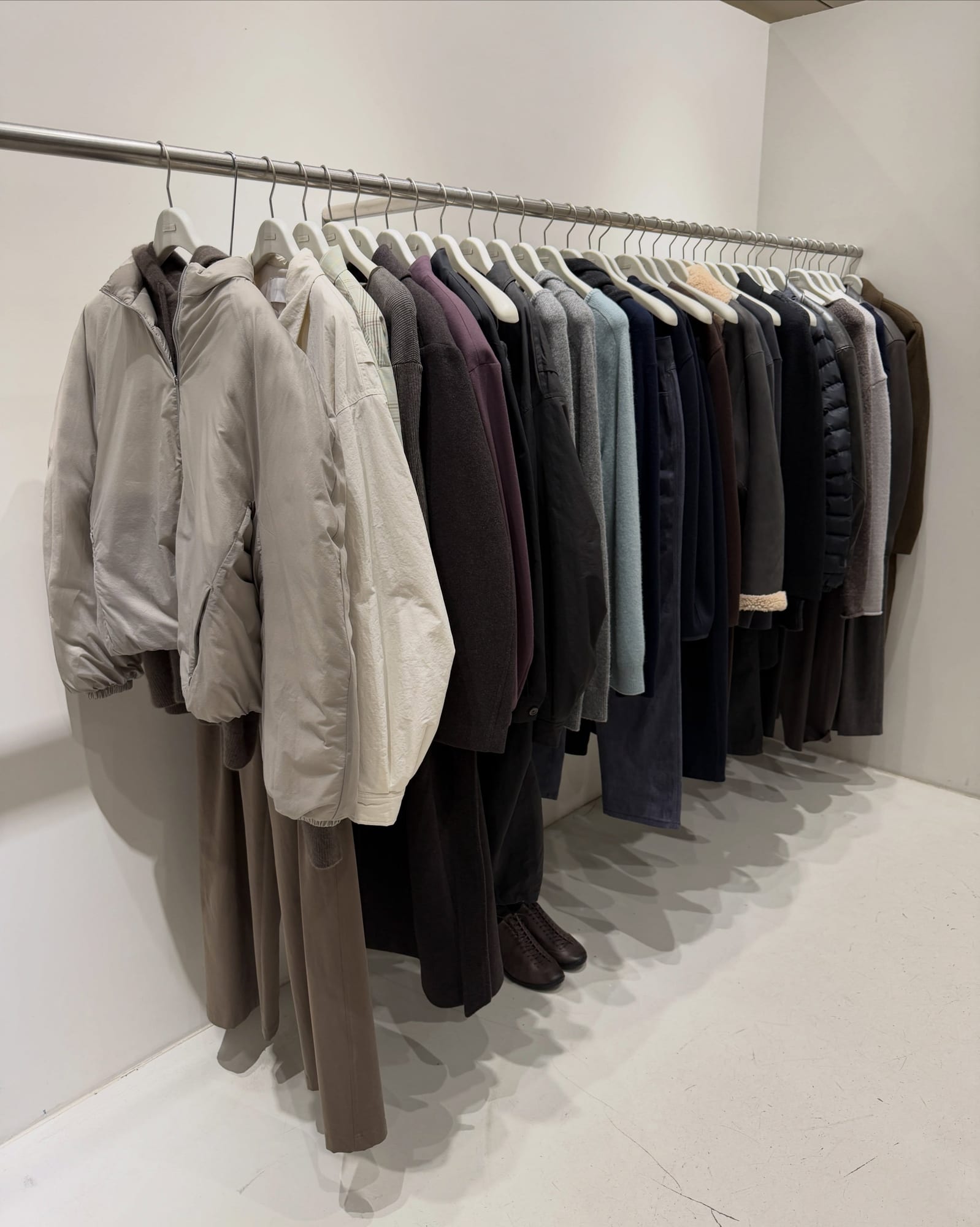 아모멘토와 옷이 떠난 자리에 남은 것들 — amomento, Look 8