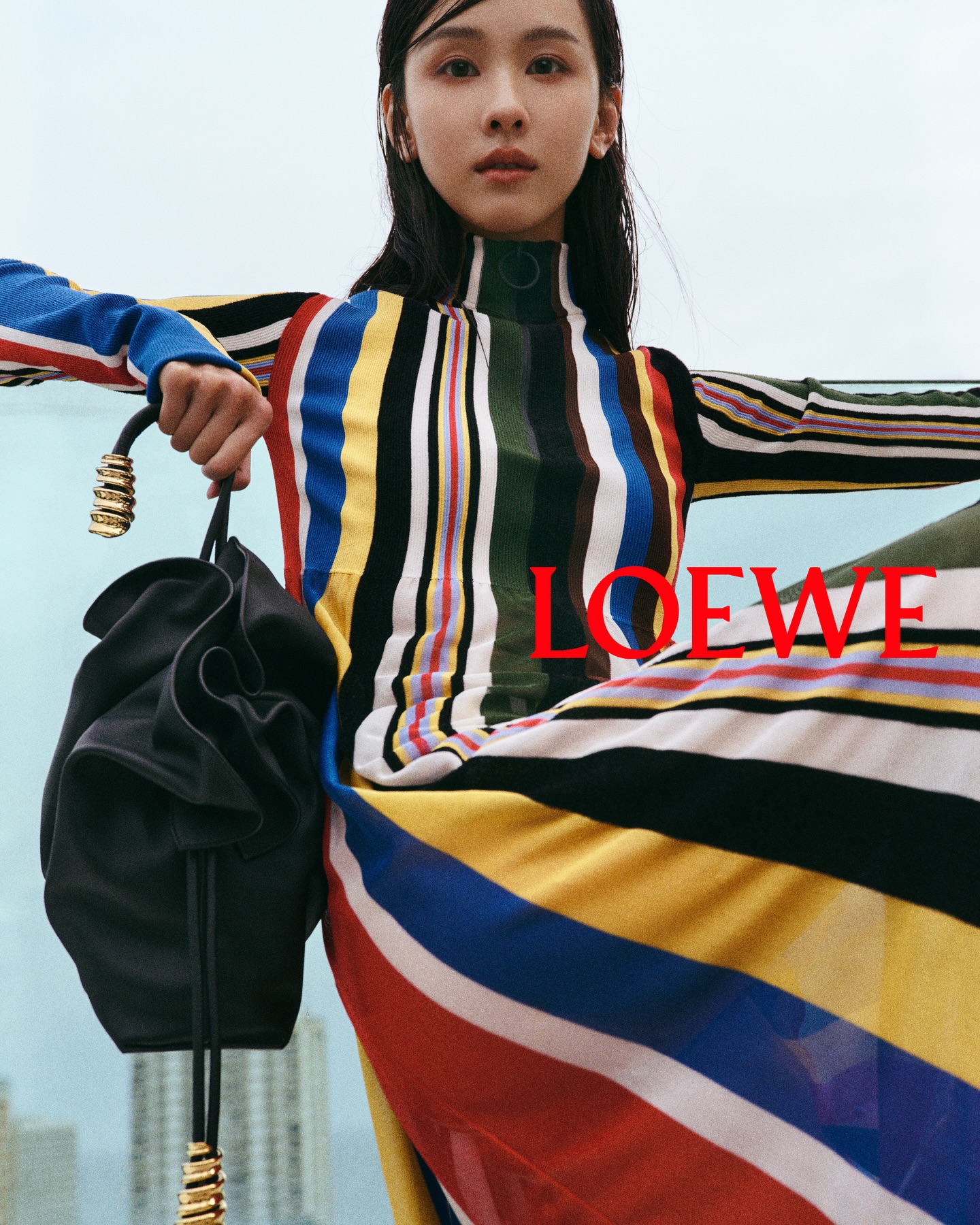 로에베 2026 S/S 캠페인, 새로운 크리에이티브 듀오의 첫 선언 — Look 10