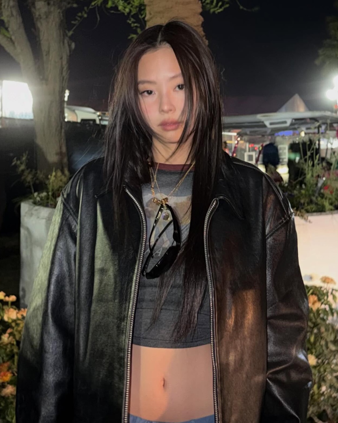 제니, 직접 스타일링한 코첼라 룩 공개 — Look 5