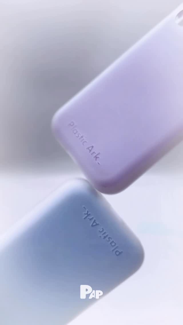 플라스틱아크, 아이폰 디자인 전성기 오마주한 비누 케이스 'Soft Vanish' 출시 — Cover