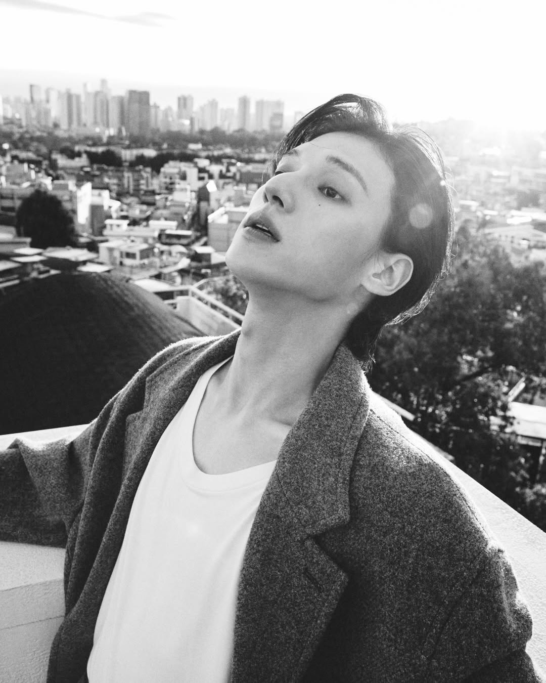 우영, 톰보이를 자기 식으로 입었다 — wooyoung, Look 5