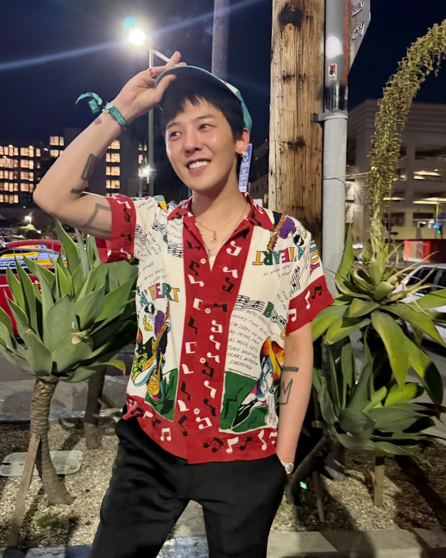 지드래곤, LA에서 손흥민 경기 관람하며 즐긴 일상 — Look 4