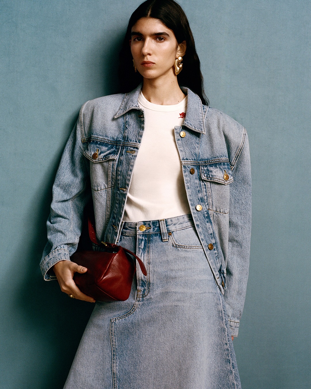 자라 × 윌리 차바리아, 존엄과 정체성을 담은 'VATÍSIMO' 컬렉션 공개 — Look 4