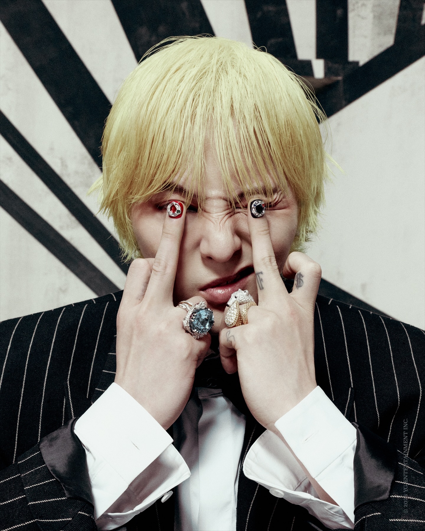 빅뱅의 미감엔 유통기한이 없다 — Look 5