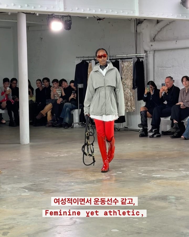 032c가 소환한 여자, 말 타고 클럽 간다 — 032c, Look 4