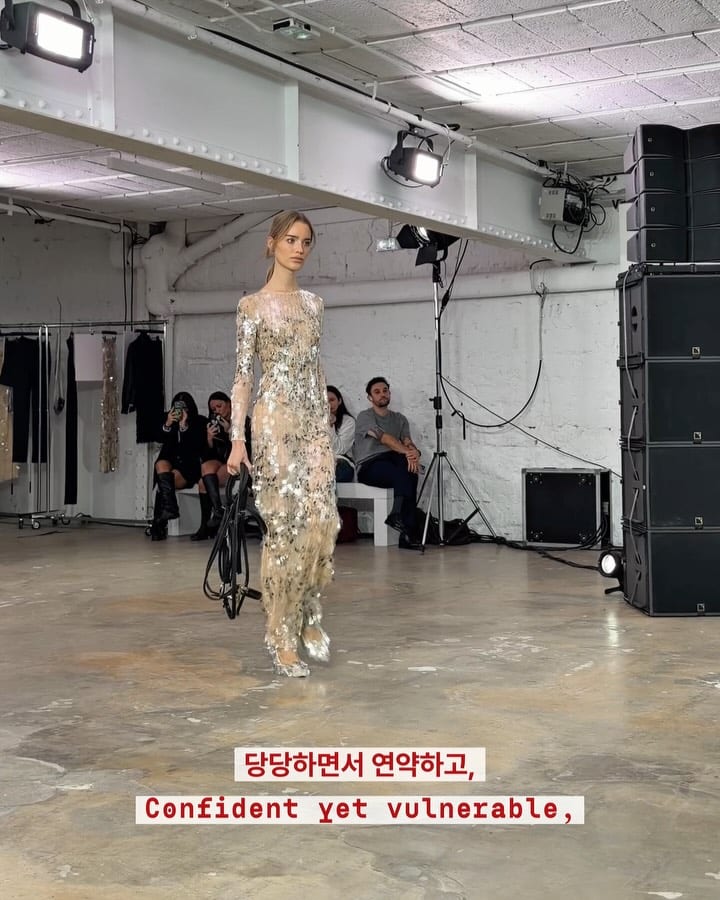 032c가 소환한 여자, 말 타고 클럽 간다 — 032c, Look 5