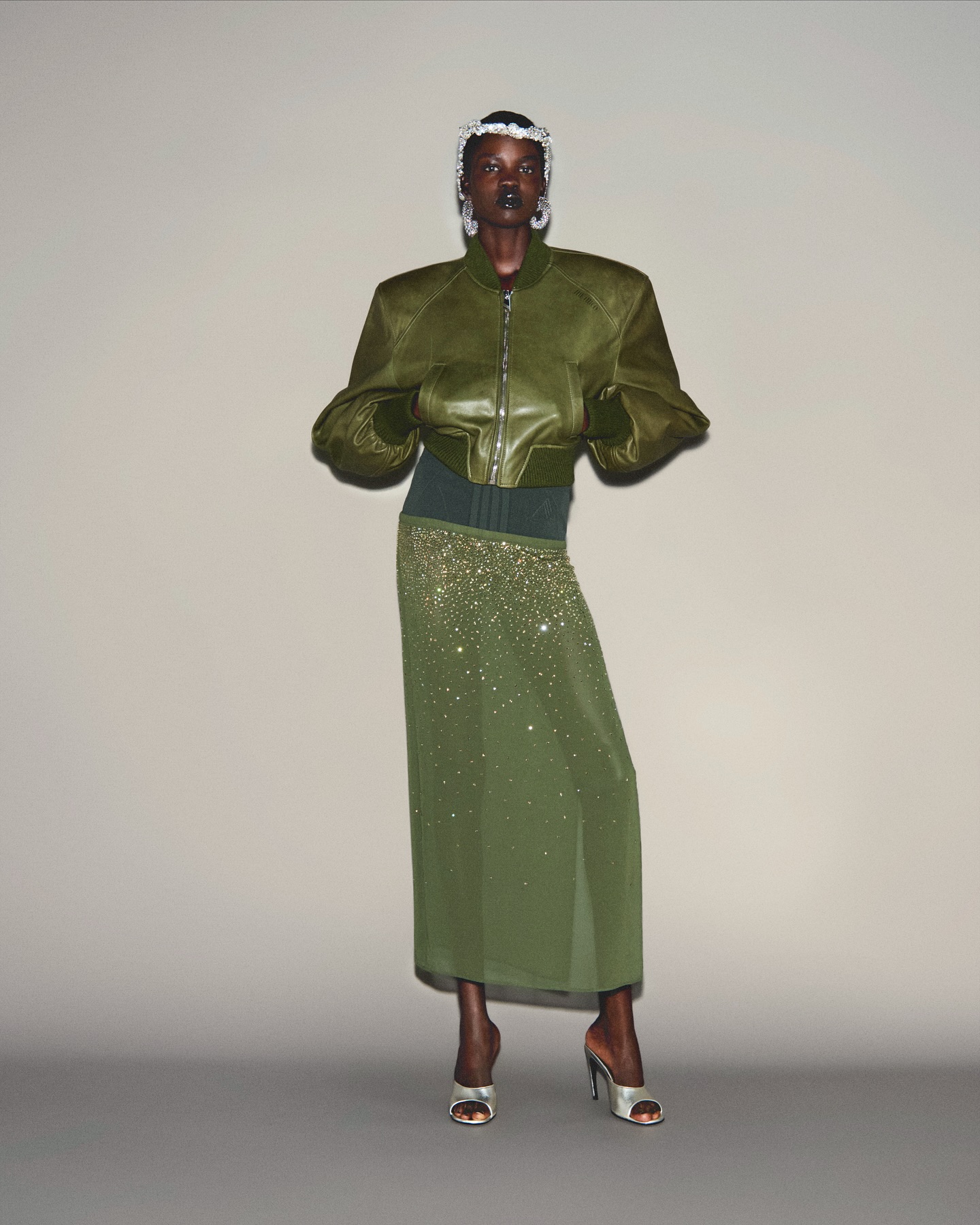 디 아티코 SS26, 초대장 없는 파티의 상상 — Look 9